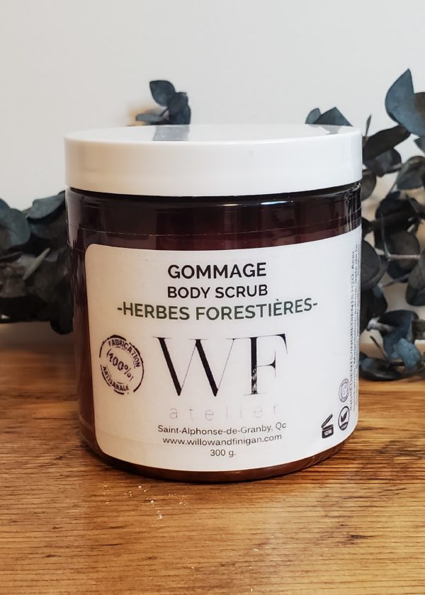 Gommage corporel aux herbes forestières